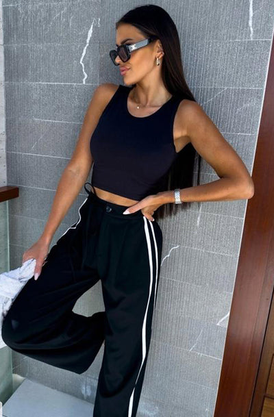 Peyton Cropped Ribbed Vest Top-Black
