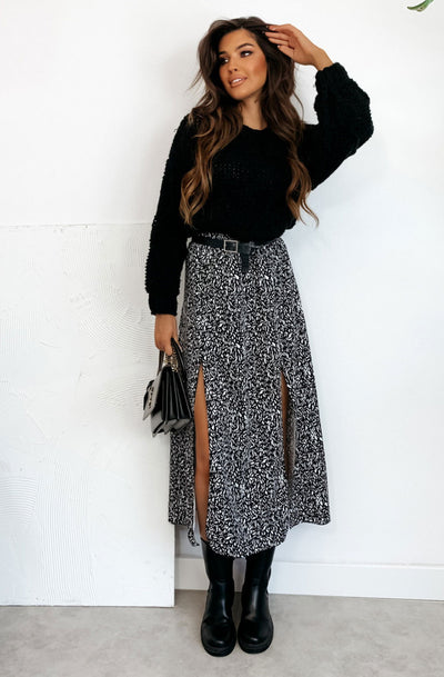 Zelda Abstract Print Side Slit Midaxi Skirt-Black