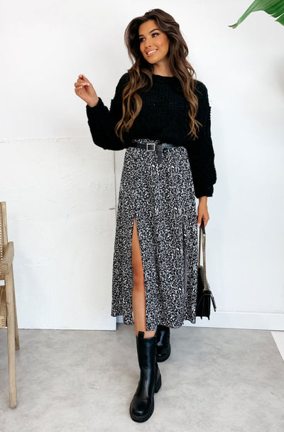 Zelda Abstract Print Side Slit Midaxi Skirt-Black